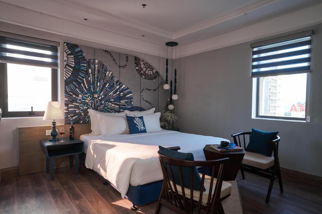 होटल Sofiana My Khe & Spa- Rooftop Pool Bar 4*
