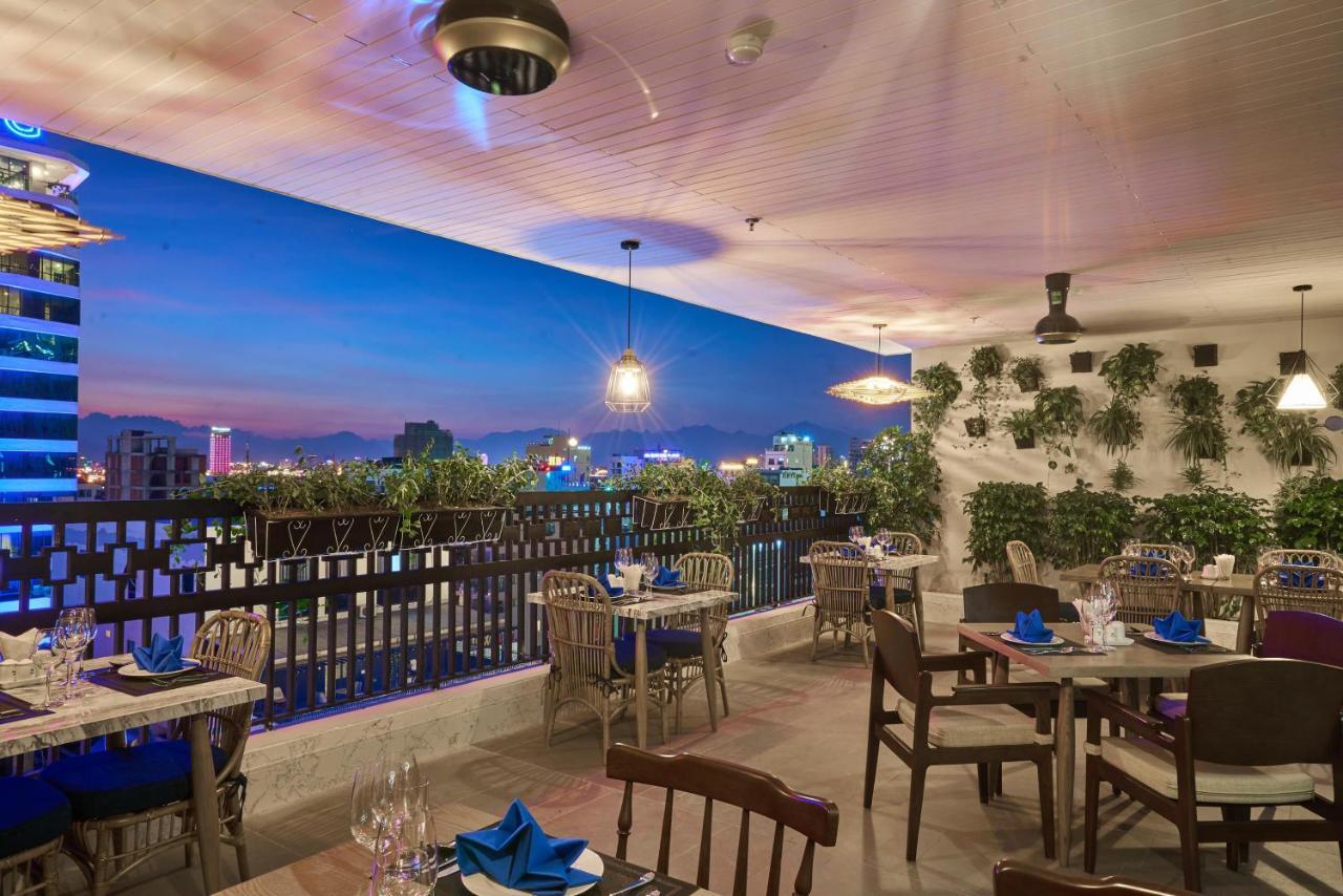 Sofiana My Khe & Spa- Rooftop Pool Bar Отель 4*