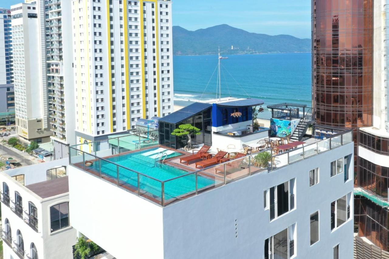 Sofiana My Khe & Spa- Rooftop Pool Bar होटल